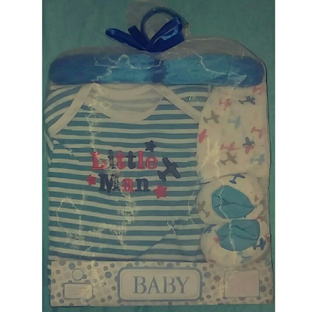 Newborn Gift Set